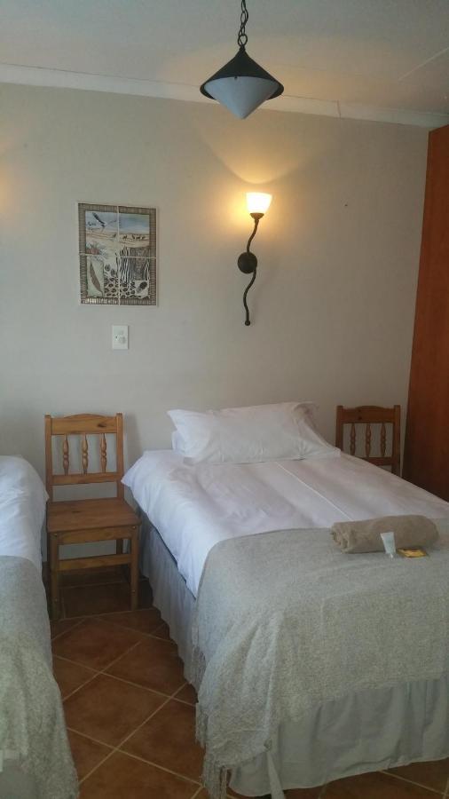 Lani'S Guest House - No Loadshedding Musina Buitenkant foto
