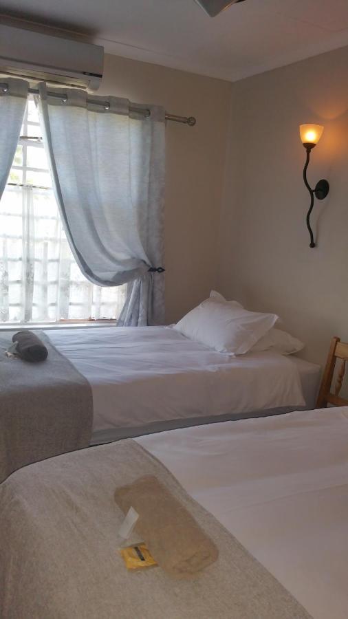 Lani'S Guest House - No Loadshedding Musina Buitenkant foto