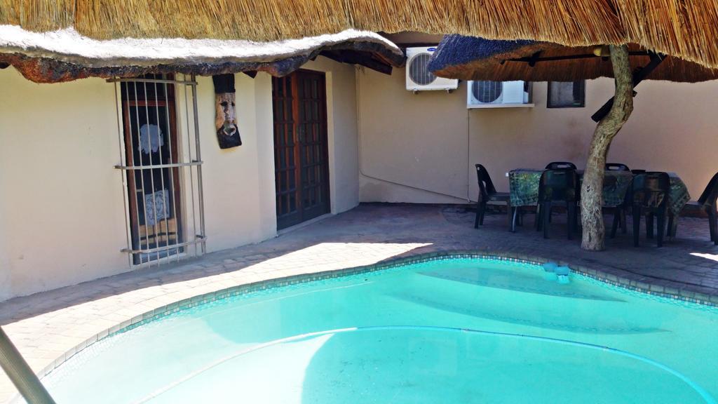 Lani'S Guest House - No Loadshedding Musina Buitenkant foto